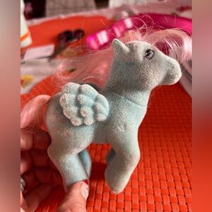 My little pony G1 flocked so soft Wind Whistler 1985